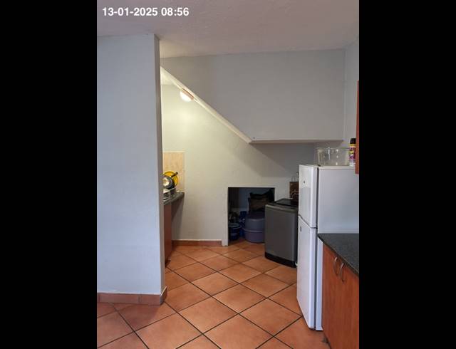 3 BEDROOM HOUSE TO LET IN WEST ACRES